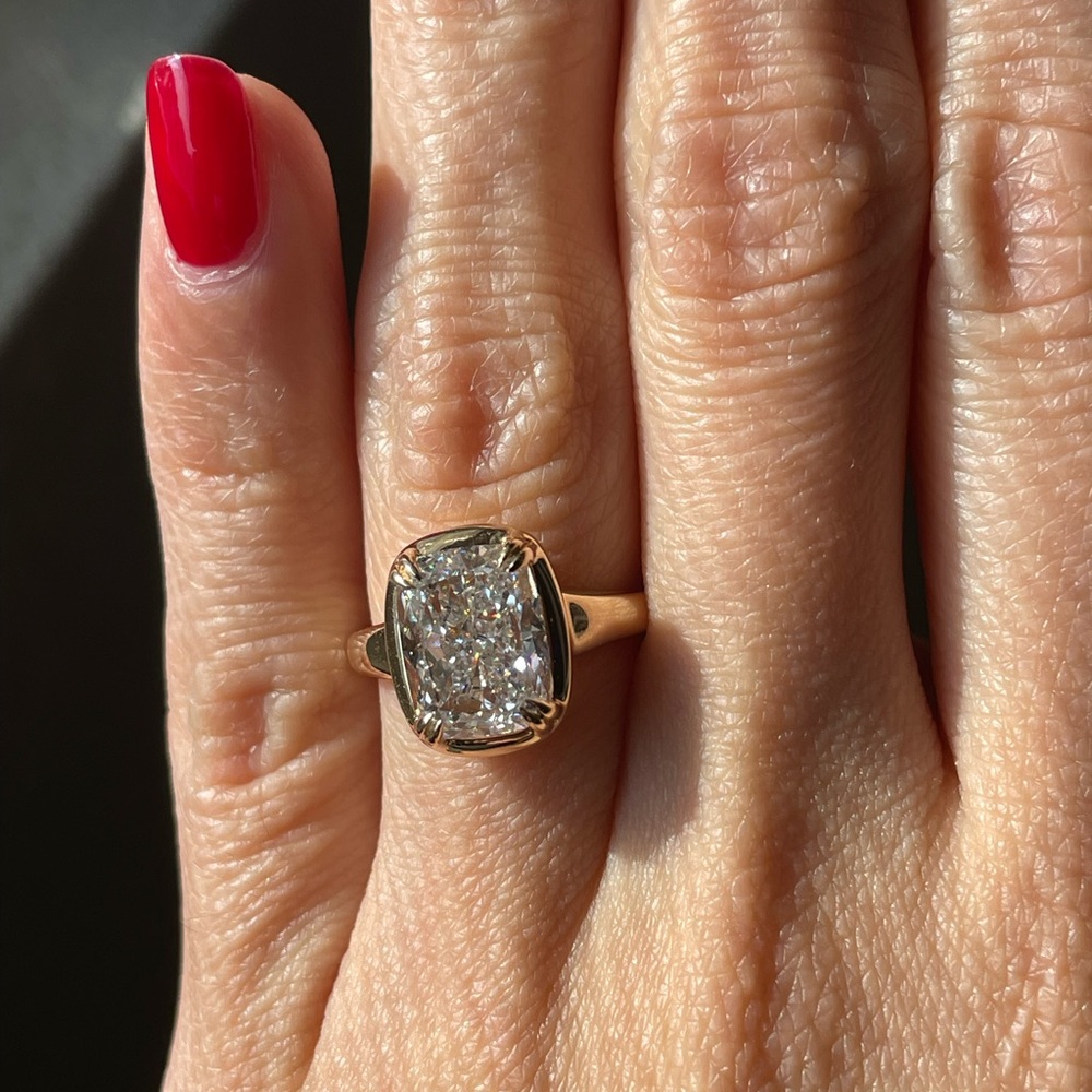 4ct Lab grown cushion diamond ring set in 14k gold